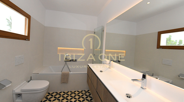 Finca de lujo cerca de Ibiza con vistas al mar y a Dalt Vila en venta, Ibiza - Finca de lujo cerca de Ibiza con vistas al mar y a Dalt Vila en alquiler, Ibiza