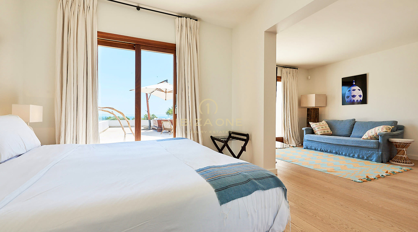 Superbe propriété de luxe en première ligne de mer à louer, Ibiza
