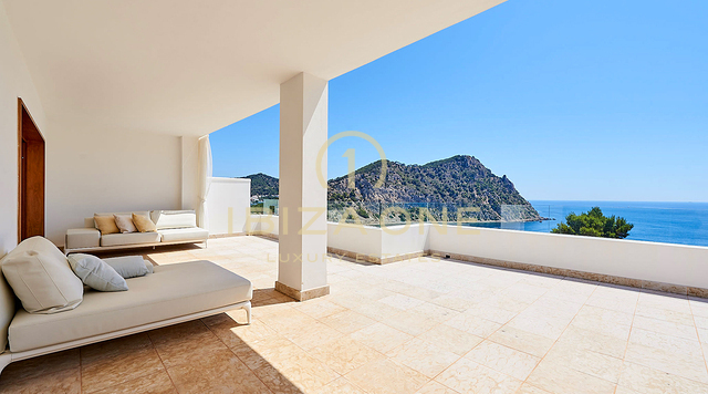 Stunning first sea line luxury property for rent, Ibiza