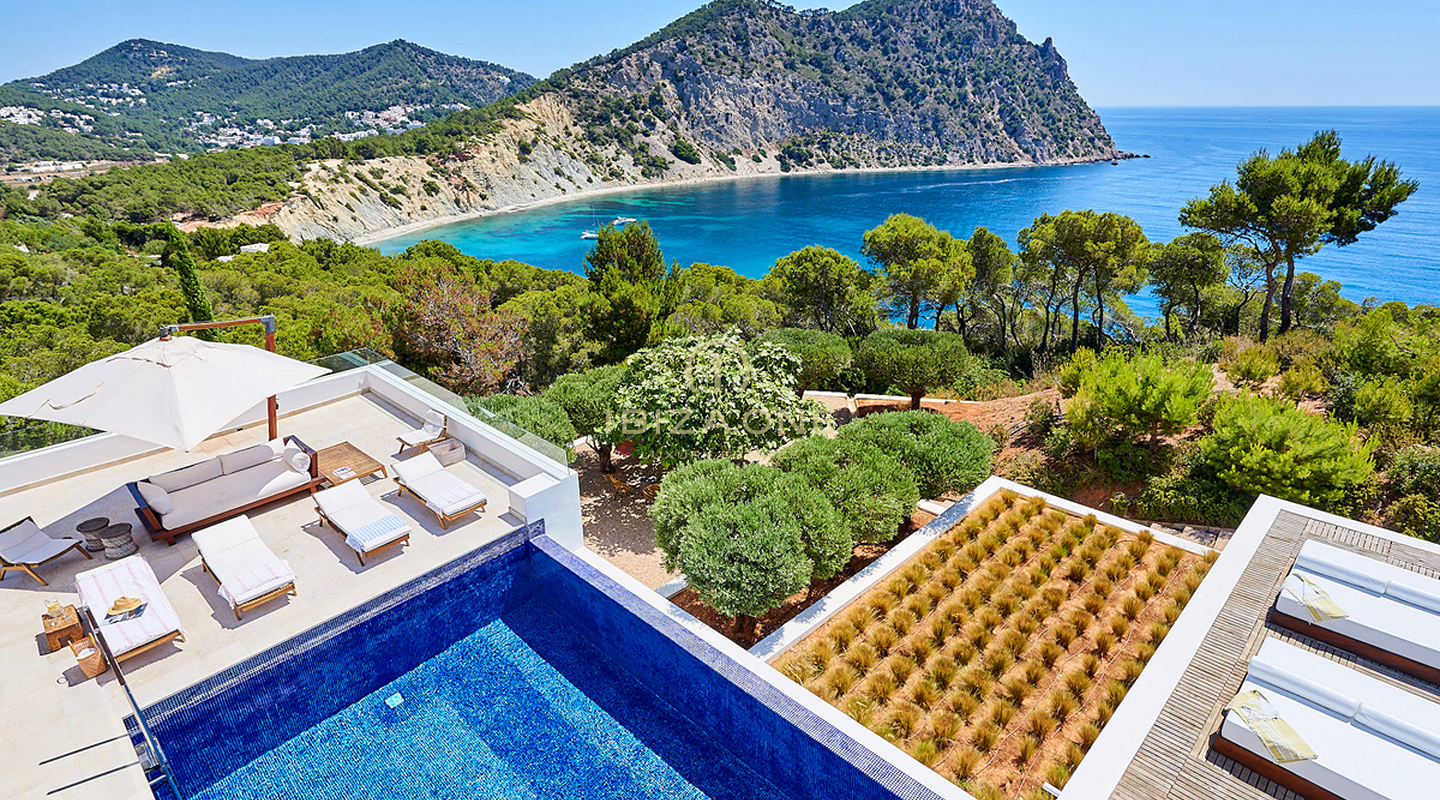 Superbe propriété de luxe en première ligne de mer à louer, Ibiza