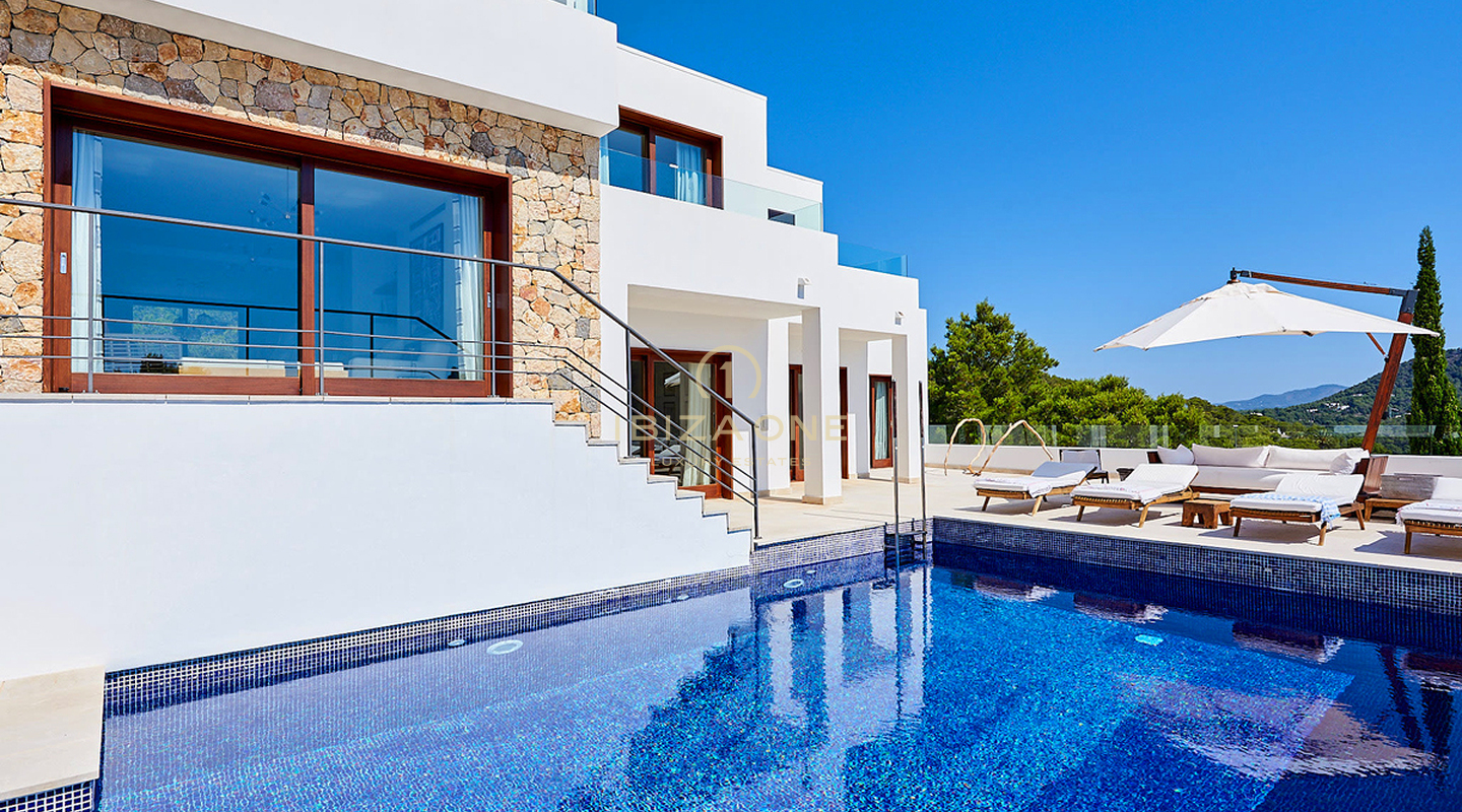 Superbe propriété de luxe en première ligne de mer à louer, Ibiza