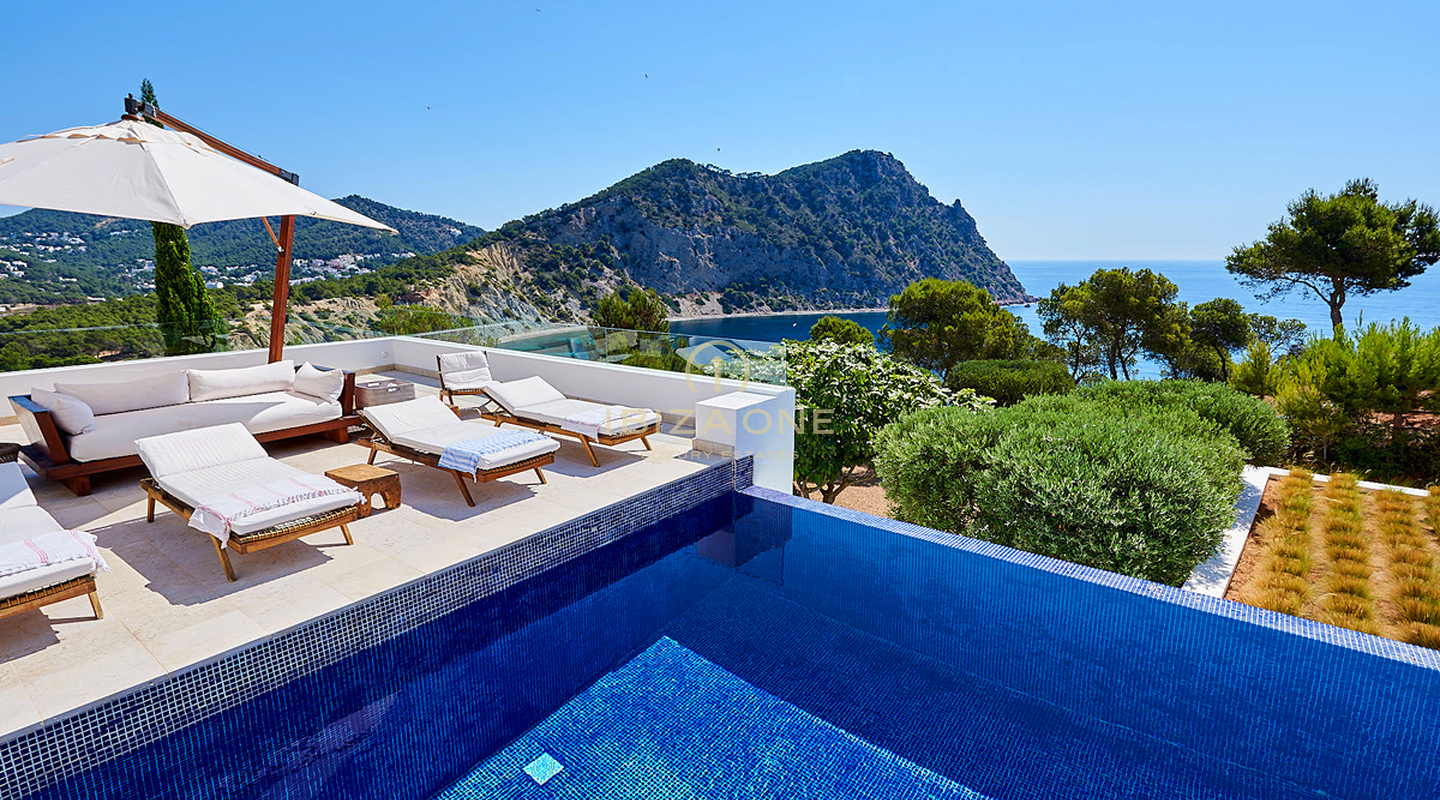 Superbe propriété de luxe en première ligne de mer à louer, Ibiza