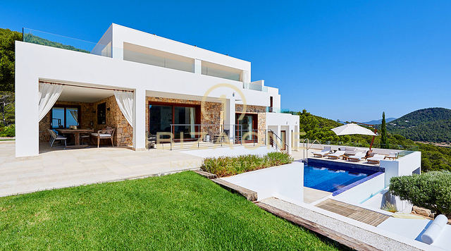 Stunning first sea line luxury property for rent, Ibiza