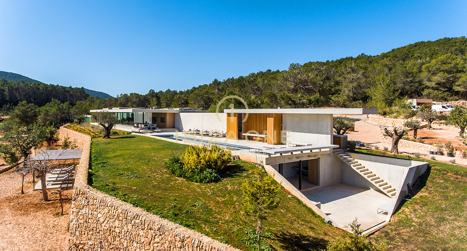 Фотографии объектов недвижимости