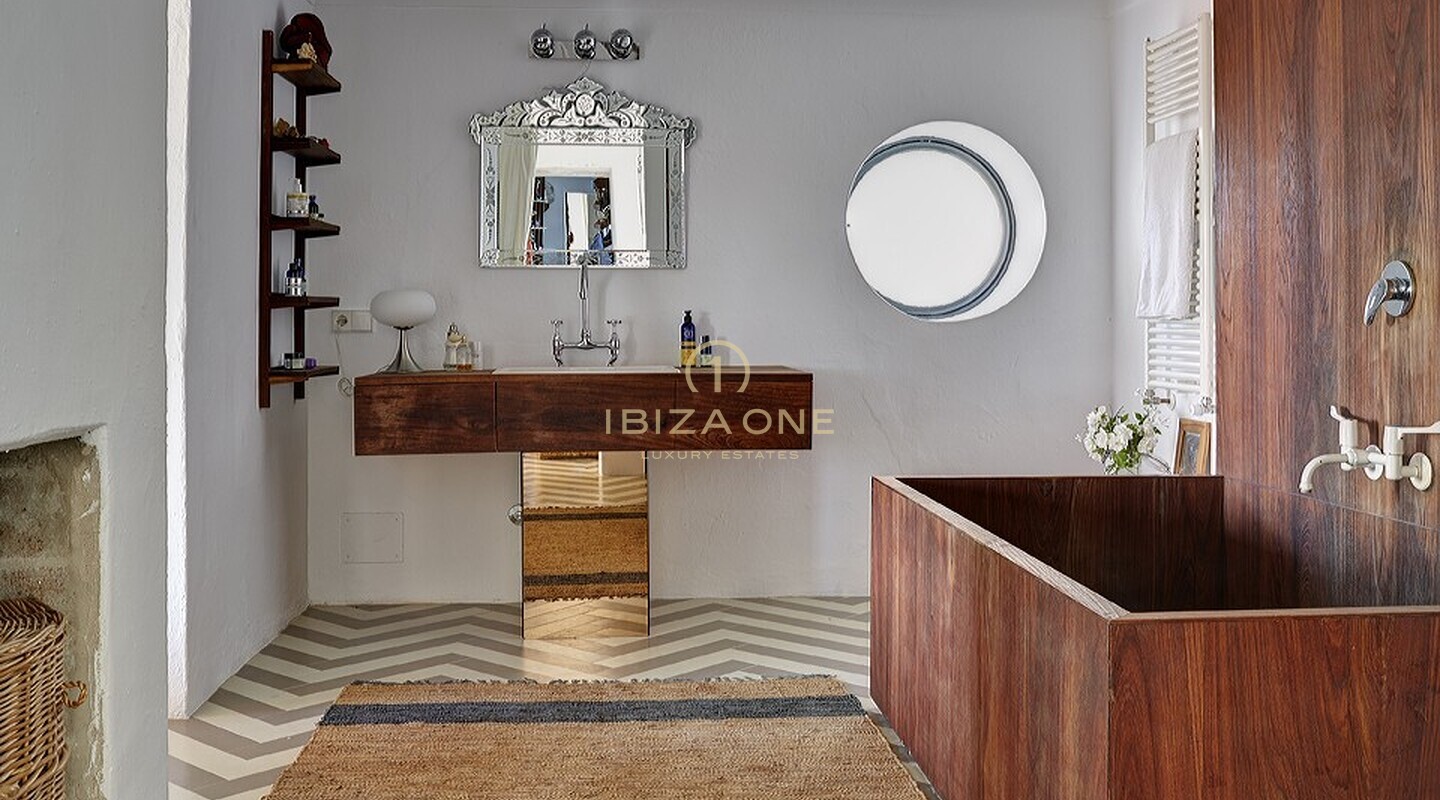 Tradizionale finca di lusso nel nord dell'isola con vista mare in vendita, Ibiza - Tradizionale finca di lusso nel nord dell'isola con vista mare in affitto, Ibiza