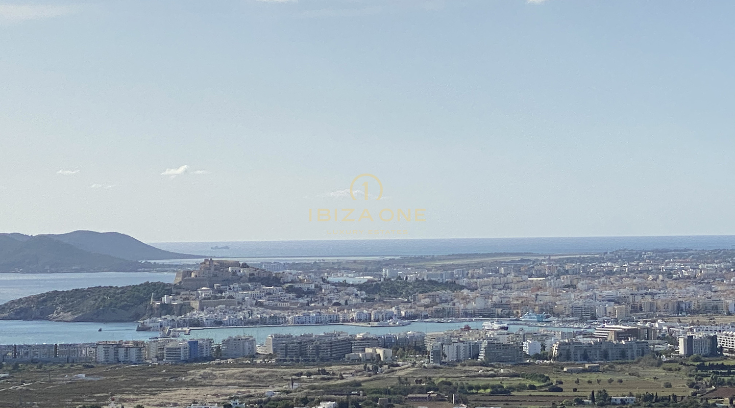 Grande propriété proche d'Ibiza avec vue sur la mer, Dalt Vila et Formentera à vendre, Ibiza - Grande propriété proche d'Ibiza avec vue sur la mer, Dalt Vila et Formentera à louer, Ibiza