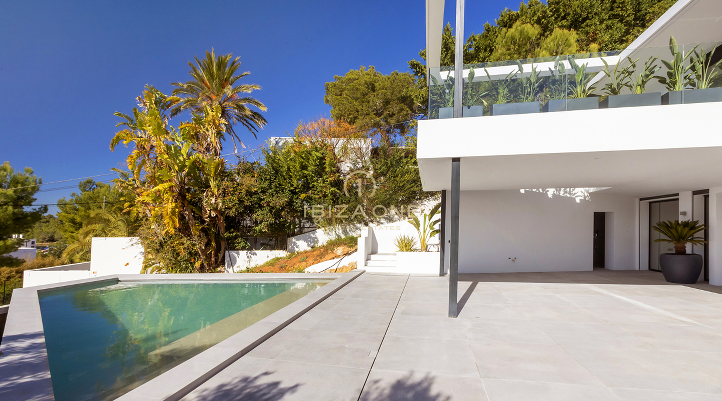 Moderna villa de lujo de nueva construcción en Ibiza Cap Martinet con vistas en venta