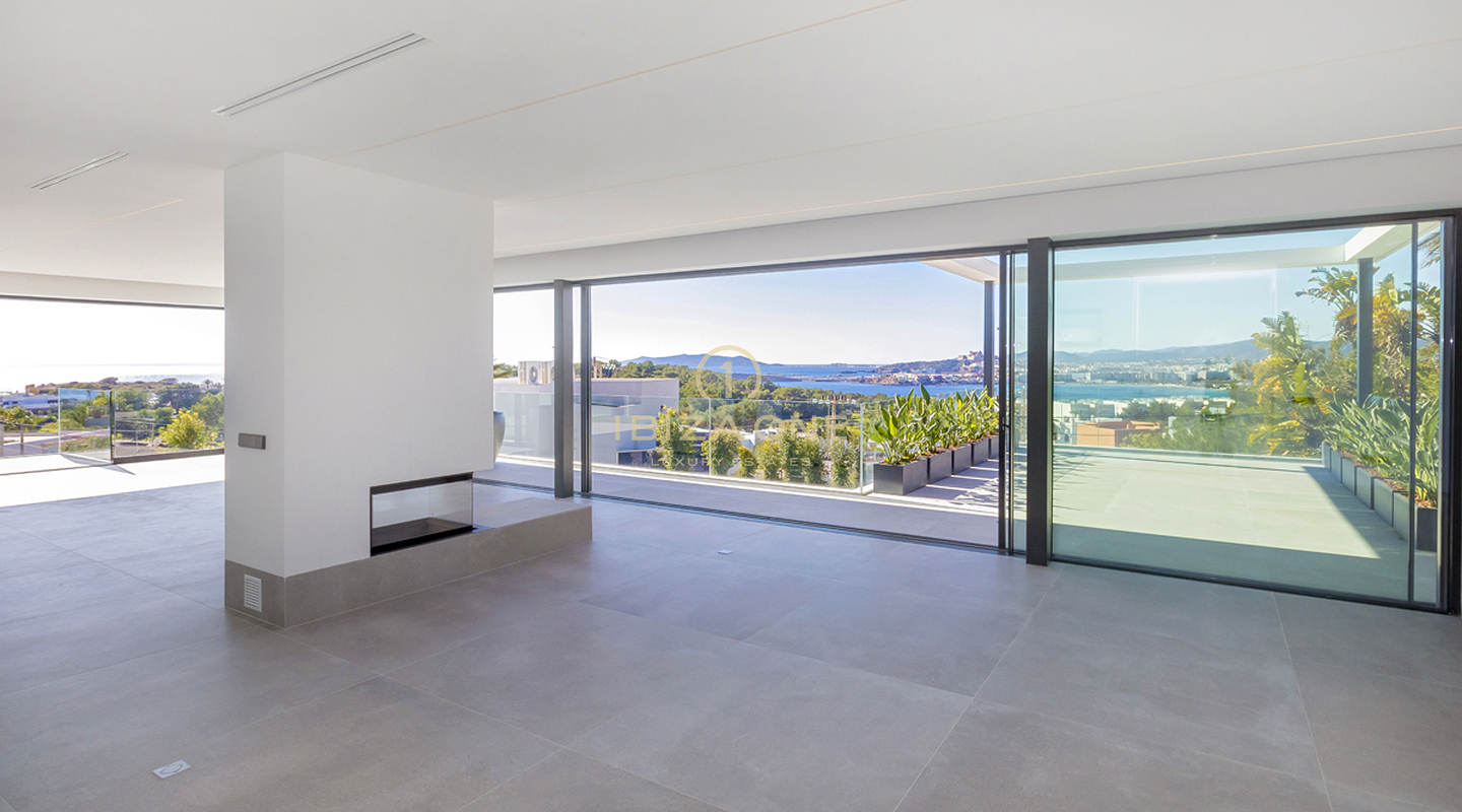 Moderna villa de lujo de nueva construcción en Ibiza Cap Martinet con vistas en venta
