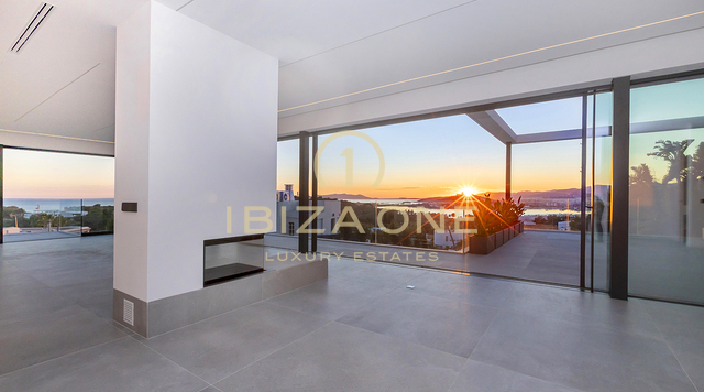 Moderna villa di lusso di nuova costruzione a Ibiza Cap Martinet con vista in vendita