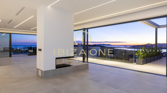 Moderne, nieuw gebouwde stijlvolle luxe villa in Ibiza Cap Martinet met uitzicht te koop