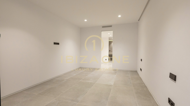 Moderna villa de lujo de nueva construcción en Ibiza Cap Martinet con vistas en venta