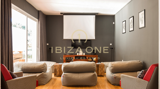 Großes Anwesen mit Luxusvilla und Tennisplatz zu verkaufen, Ibiza - Großes Anwesen mit Luxusvilla und Tennisplatz zu vermieten, Ibiza