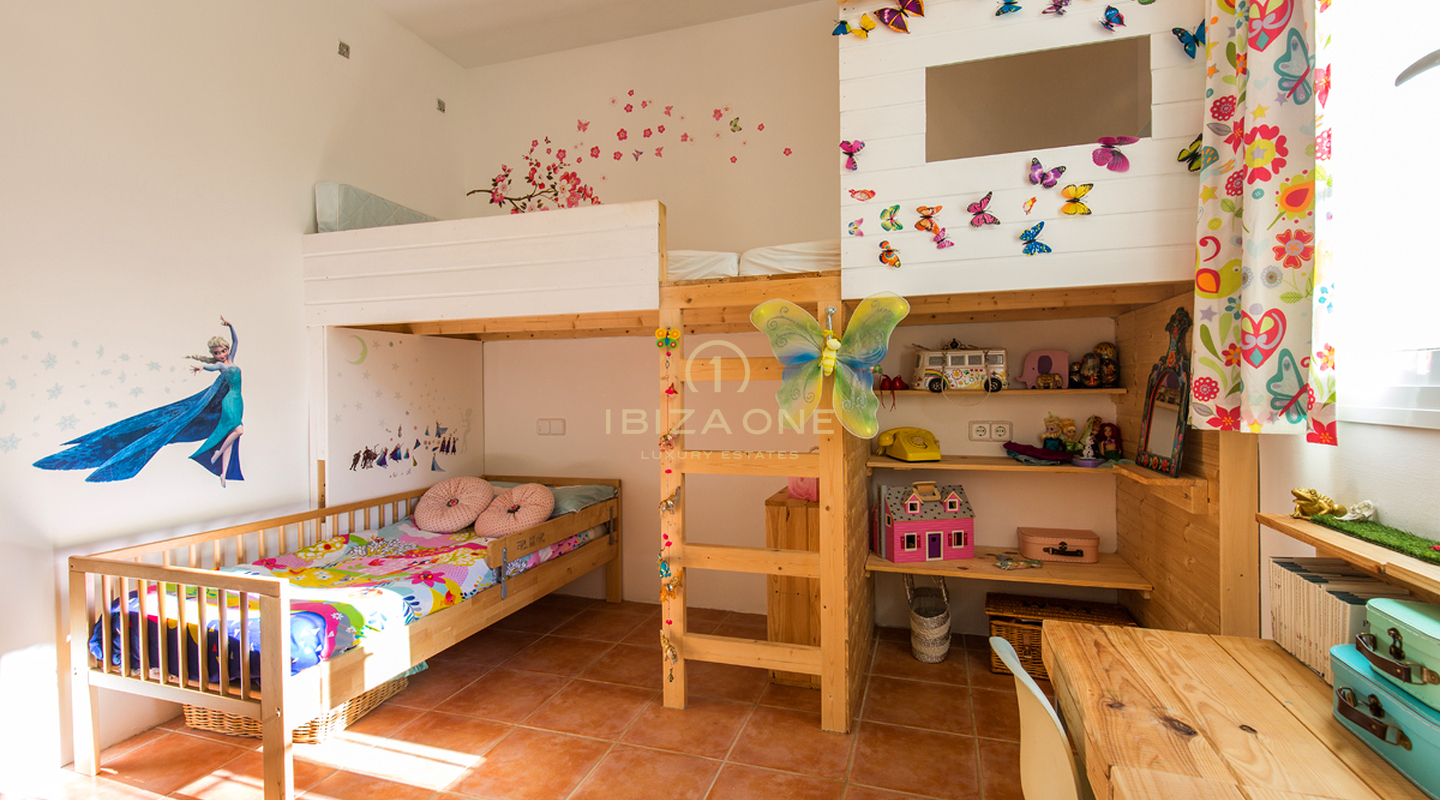 Large property with luxury villa and tennis court for sale, Ibiza - Large property with luxury villa and tennis court for rent, Ibiza