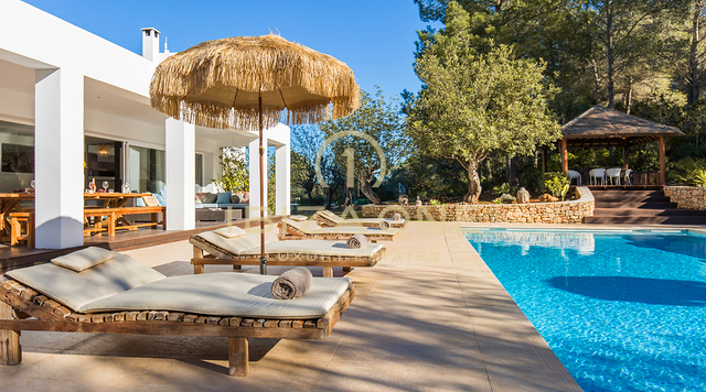 Large property with luxury villa and tennis court for sale, Ibiza - Large property with luxury villa and tennis court for rent, Ibiza
