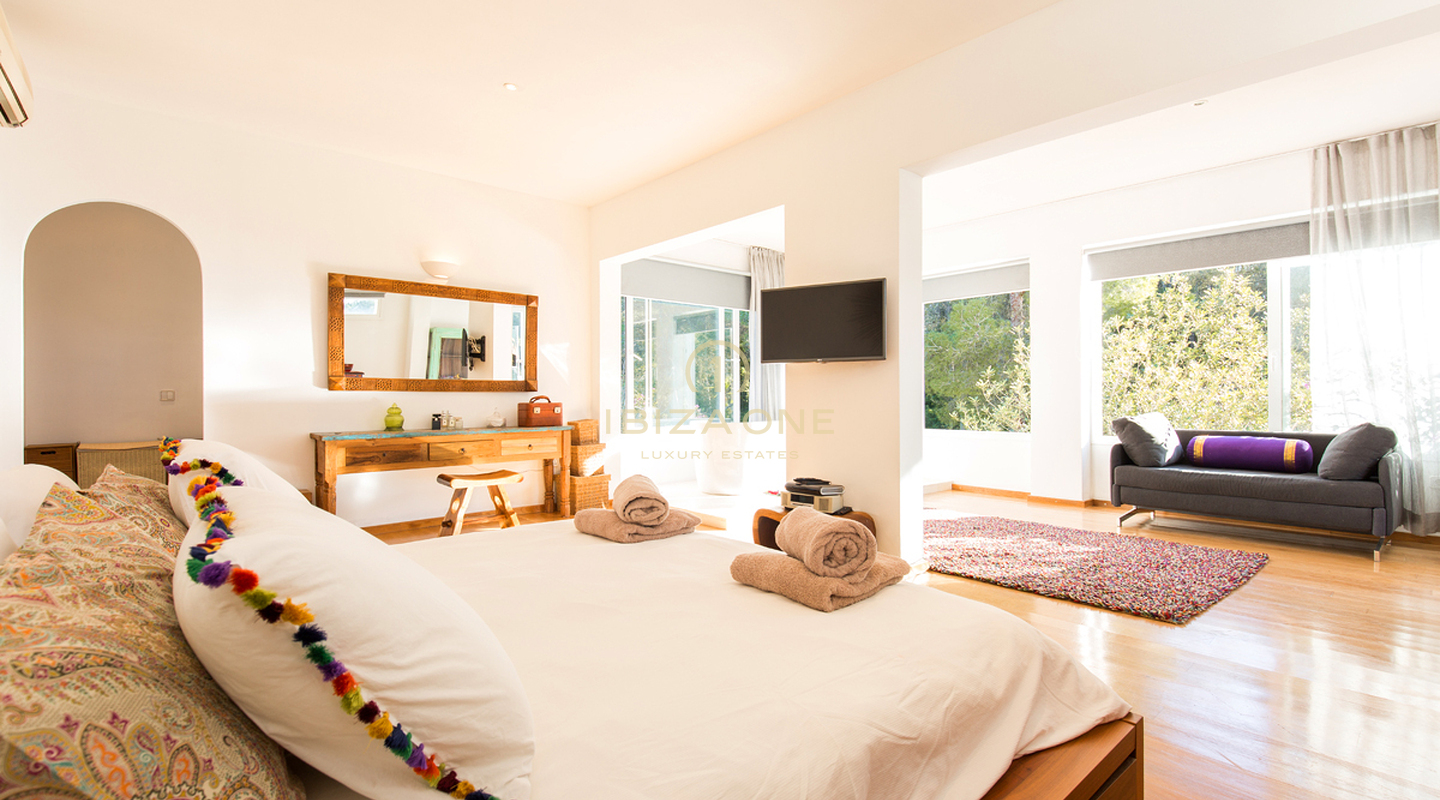 Large property with luxury villa and tennis court for sale, Ibiza - Large property with luxury villa and tennis court for rent, Ibiza