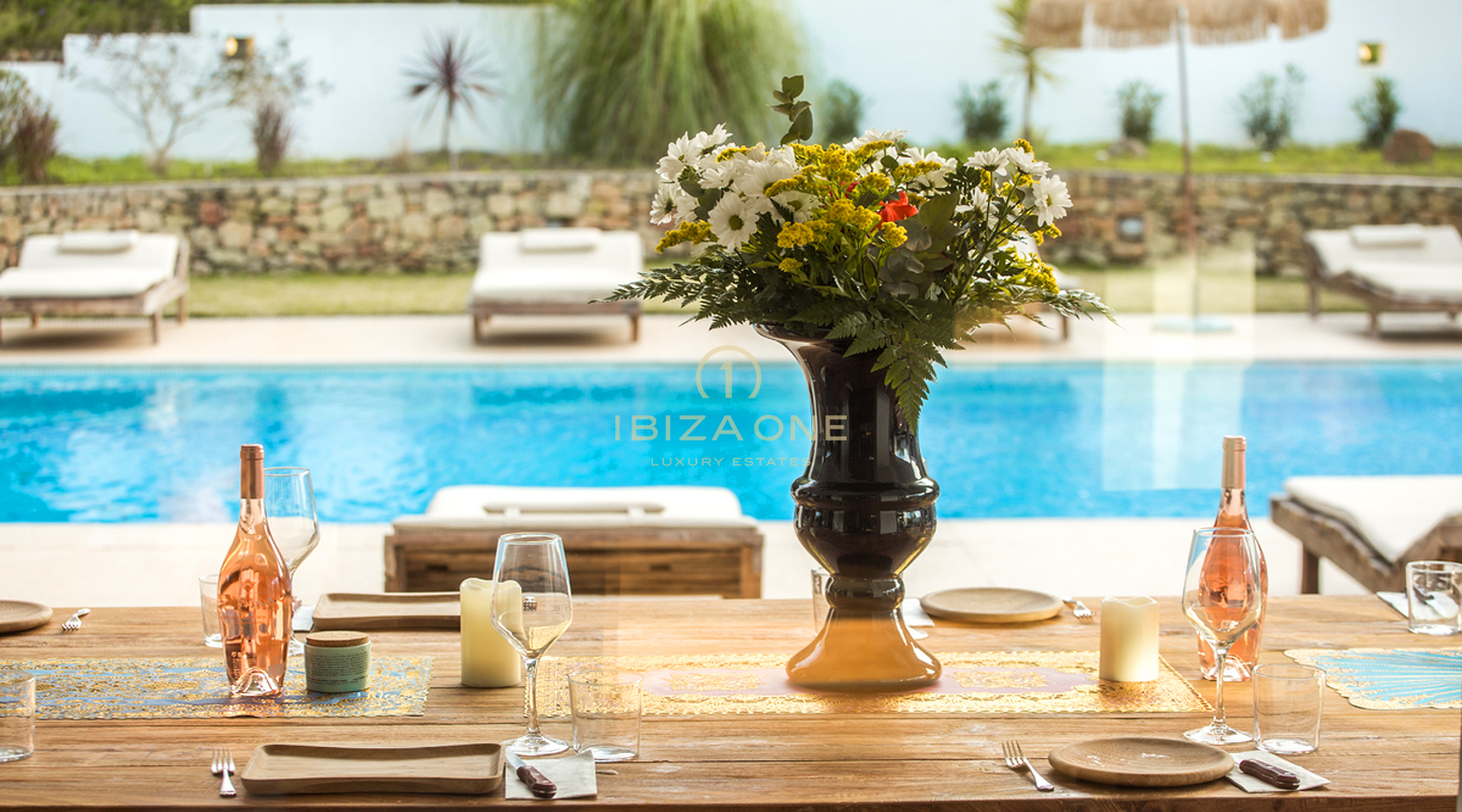 Groot perceel met luxe villa en tennisbaan te koop, Ibiza - Groot perceel met luxe villa en tennisbaan te huur, Ibiza