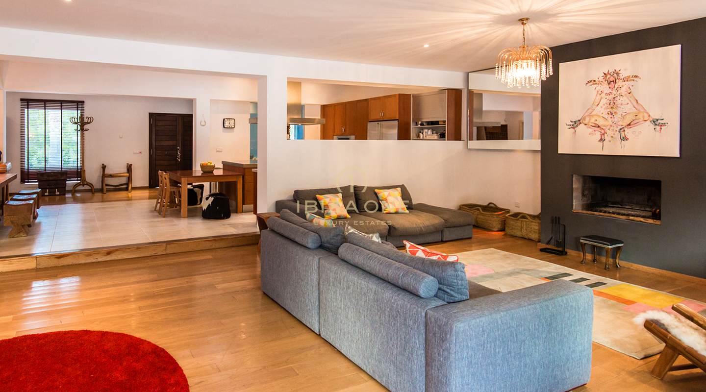 Large property with luxury villa and tennis court for sale, Ibiza - Large property with luxury villa and tennis court for rent, Ibiza