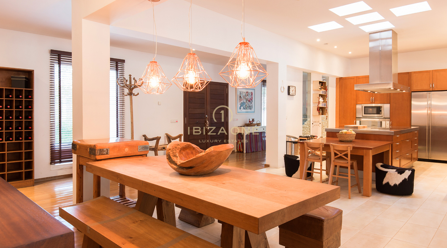 Groot perceel met luxe villa en tennisbaan te koop, Ibiza - Groot perceel met luxe villa en tennisbaan te huur, Ibiza