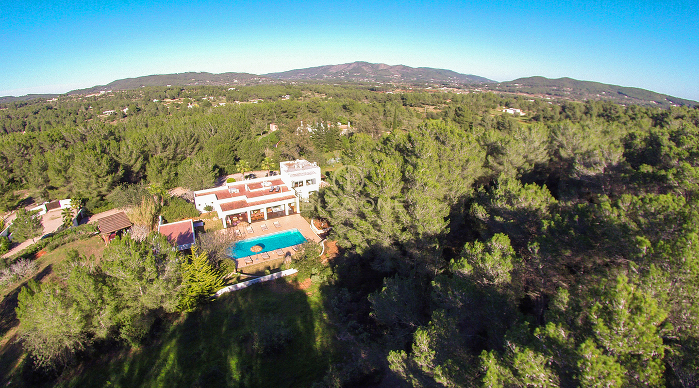 Ampia proprietà con villa di lusso e campo da tennis in vendita, Ibiza - Ampia proprietà con villa di lusso e campo da tennis in affitto, Ibiza