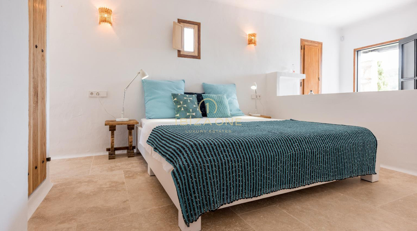 Original 250 Jahre alte Luxusfinca mit separatem Gästehaus und Vermietungslizenz zu verkaufen, Ibiza - Original 250 Jahre alte Luxusfinca mit separatem Gästehaus und Vermietungslizenz zu vermieten, Ibiza