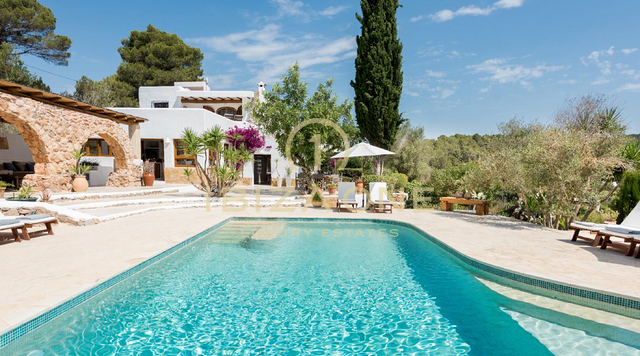 Finca di lusso originale di 250 anni con dependance separata e licenza di affitto in vendita, Ibiza - Finca di lusso originale di 250 anni con dependance separata e licenza di affitto in affitto, Ibiza
