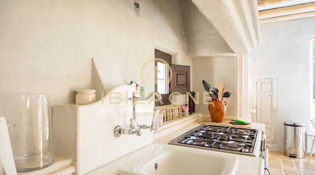 Beautiful luxury country house with guest house in Blakstad style with privacy for sale, Ibiza - Beautiful luxury country house with guest house in Blakstad style with privacy for rent, Ibiza