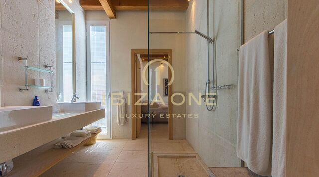 Bellissima casa di campagna di lusso con dependance in stile Blakstad con privacy in vendita, Ibiza - Bellissima casa di campagna di lusso con dependance in stile Blakstad con privacy in affitto, Ibiza