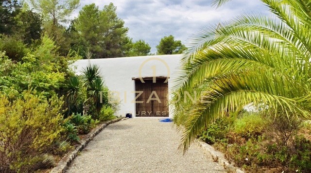 Finca de luxe originale à Blakstad avec piscine d'eau salée, vue sur la mer et intimité à vendre, Ibiza - Finca de luxe originale à Blakstad avec piscine d'eau salée, vue sur la mer et intimité à louer, Ibiza