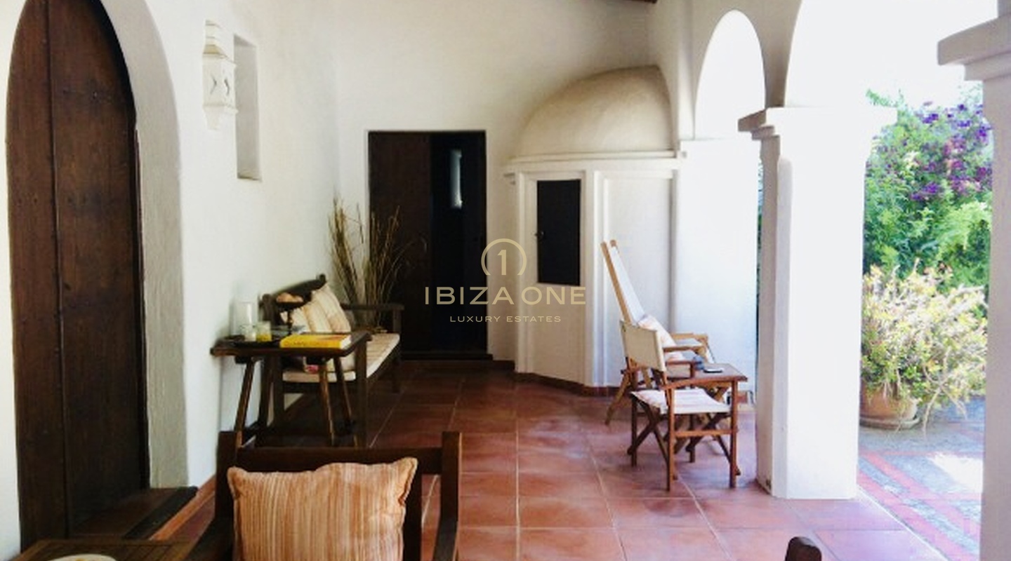 Lussuosa e originale Finca Blakstad con piscina di acqua salata, vista mare e privacy in vendita, Ibiza - Lussuosa e originale Finca Blakstad con piscina di acqua salata, vista mare e privacy in affitto, Ibiza