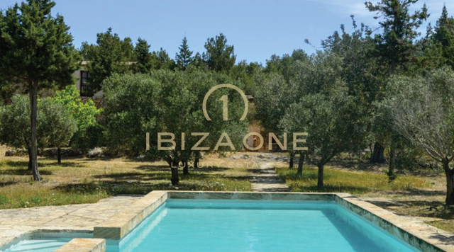 Autentica finca di lusso con 2 dependance tra Jesus e St. Eulalia in vendita, Ibiza - Progetto Blakstad - Autentica finca di lusso con 2 dependance tra Jesus e St. Eulalia in affitto, Ibiza - Progetto Blakstad