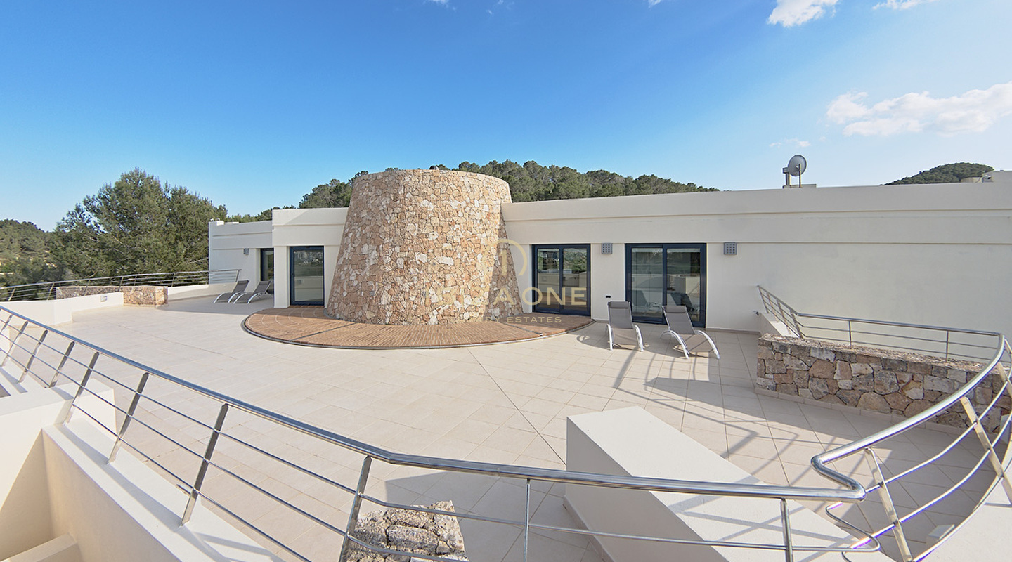 Großzügige Luxusvilla mit Meerblick zu vermieten, Ibiza