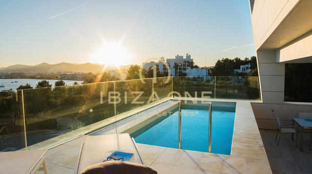 Luxe appartement in Es Pouet met zeezicht te koop, Ibiza - Luxe appartement in Es Pouet met zeezicht te huur, Ibiza