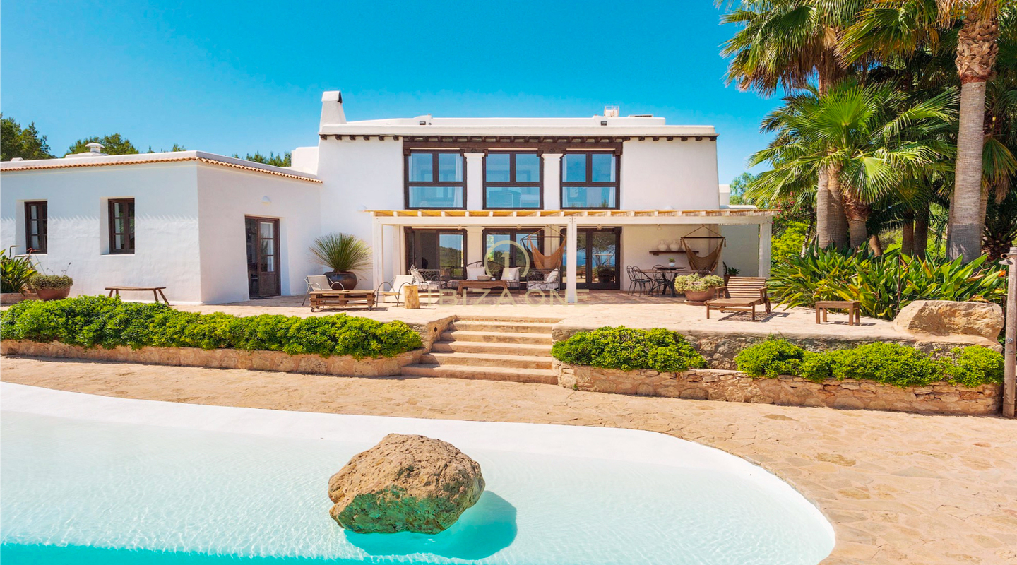Finca Blakstad de luxe traditionnel à vendre, Ibiza - Finca Blakstad de luxe traditionnel à louer, Ibiza