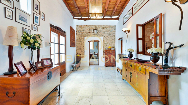 Finca Blakstad de luxe traditionnel à vendre, Ibiza - Finca Blakstad de luxe traditionnel à louer, Ibiza