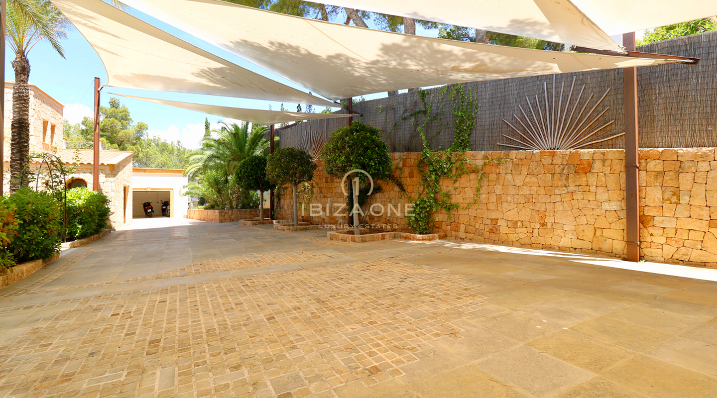Luxusimmobilie in geschlossener Urbanisation nahe Ibiza-Stadt mit Blick aufs Meer und Dalt Vila zu verkaufen, Ibiza - Luxusimmobilie in geschlossener Urbanisation nahe Ibiza-Stadt mit Blick aufs Meer und Dalt Vila zu vermieten, Ibiza -