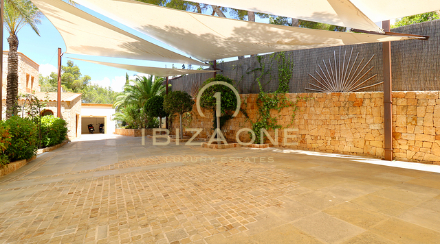 Luxusimmobilie in geschlossener Urbanisation nahe Ibiza-Stadt mit Blick aufs Meer und Dalt Vila zu verkaufen, Ibiza - Luxusimmobilie in geschlossener Urbanisation nahe Ibiza-Stadt mit Blick aufs Meer und Dalt Vila zu vermieten, Ibiza -