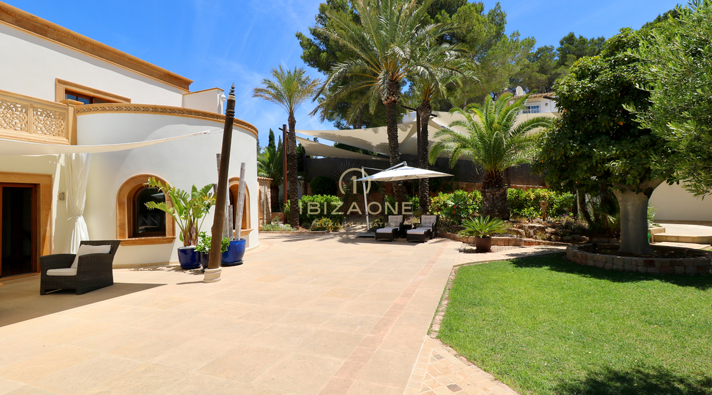 Luxusimmobilie in geschlossener Urbanisation nahe Ibiza-Stadt mit Blick aufs Meer und Dalt Vila zu verkaufen, Ibiza - Luxusimmobilie in geschlossener Urbanisation nahe Ibiza-Stadt mit Blick aufs Meer und Dalt Vila zu vermieten, Ibiza -