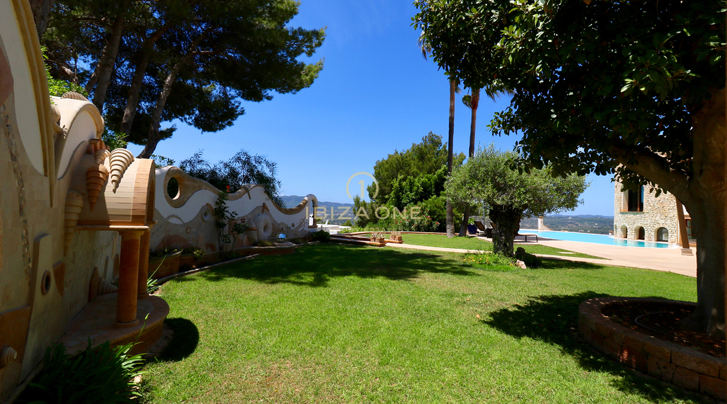Luxusimmobilie in geschlossener Urbanisation nahe Ibiza-Stadt mit Blick aufs Meer und Dalt Vila zu verkaufen, Ibiza - Luxusimmobilie in geschlossener Urbanisation nahe Ibiza-Stadt mit Blick aufs Meer und Dalt Vila zu vermieten, Ibiza -
