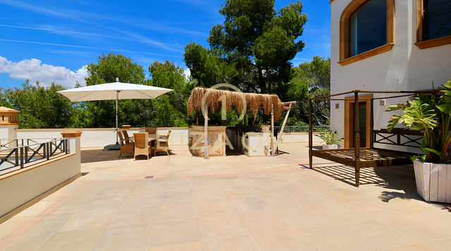 Luxusimmobilie in geschlossener Urbanisation nahe Ibiza-Stadt mit Blick aufs Meer und Dalt Vila zu verkaufen, Ibiza - Luxusimmobilie in geschlossener Urbanisation nahe Ibiza-Stadt mit Blick aufs Meer und Dalt Vila zu vermieten, Ibiza -