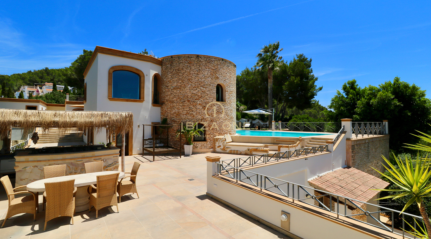 Proprietà di lusso in un complesso residenziale recintato vicino alla città di Ibiza con vista sul mare e su Dalt Vila in vendita, Ibiza - Proprietà di lusso in un complesso residenziale recintato vicino alla città di Ibiza con vista sul mare e su Dalt Vila in affitto, Ibiza -