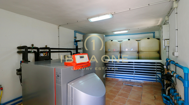 Luxusimmobilie in geschlossener Urbanisation nahe Ibiza-Stadt mit Blick aufs Meer und Dalt Vila zu verkaufen, Ibiza - Luxusimmobilie in geschlossener Urbanisation nahe Ibiza-Stadt mit Blick aufs Meer und Dalt Vila zu vermieten, Ibiza -