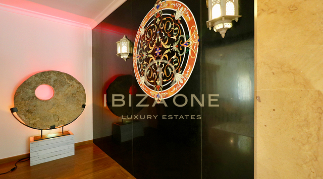 Luxusimmobilie in geschlossener Urbanisation nahe Ibiza-Stadt mit Blick aufs Meer und Dalt Vila zu verkaufen, Ibiza - Luxusimmobilie in geschlossener Urbanisation nahe Ibiza-Stadt mit Blick aufs Meer und Dalt Vila zu vermieten, Ibiza -