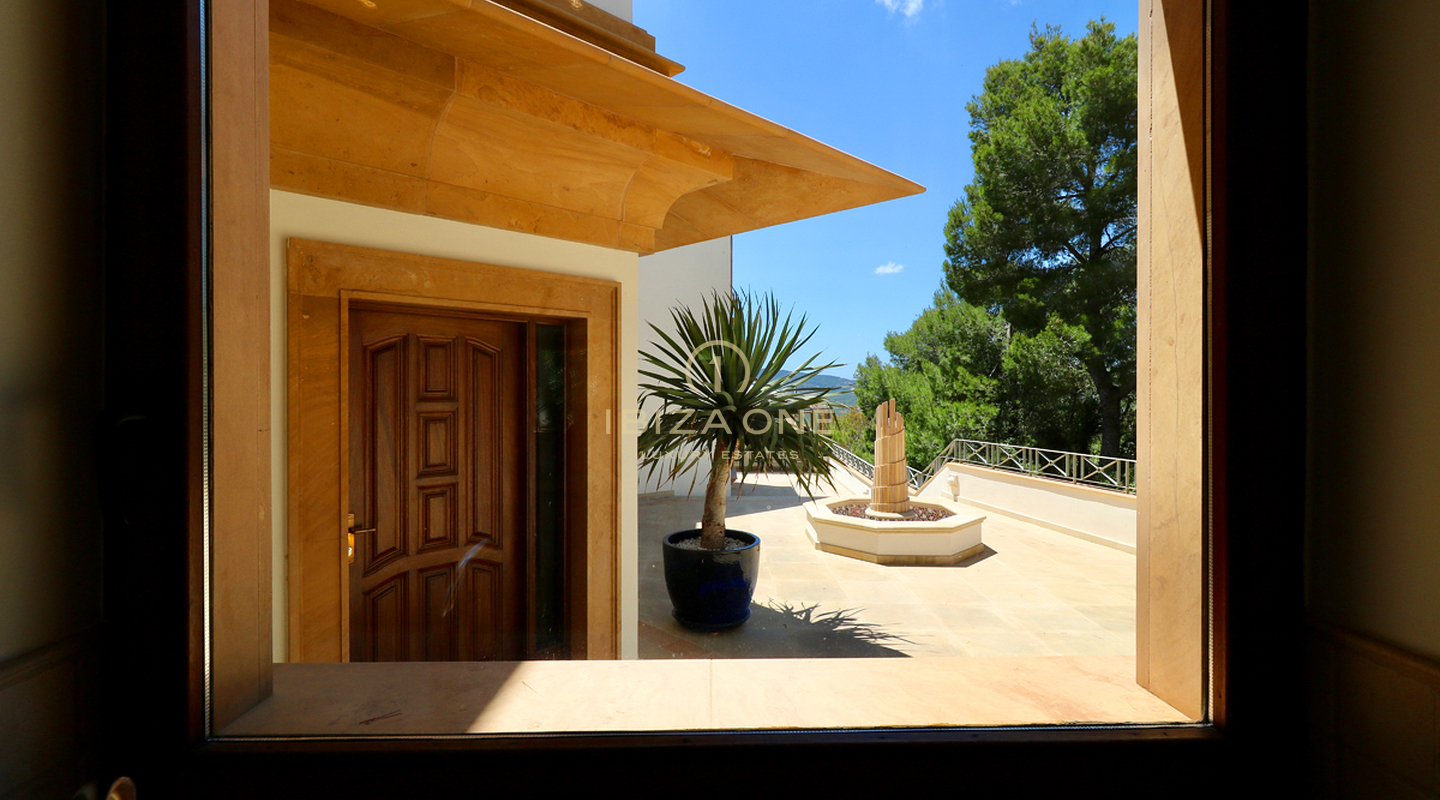 Luxusimmobilie in geschlossener Urbanisation nahe Ibiza-Stadt mit Blick aufs Meer und Dalt Vila zu verkaufen, Ibiza - Luxusimmobilie in geschlossener Urbanisation nahe Ibiza-Stadt mit Blick aufs Meer und Dalt Vila zu vermieten, Ibiza -