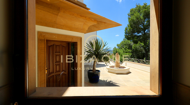 Luxusimmobilie in geschlossener Urbanisation nahe Ibiza-Stadt mit Blick aufs Meer und Dalt Vila zu verkaufen, Ibiza - Luxusimmobilie in geschlossener Urbanisation nahe Ibiza-Stadt mit Blick aufs Meer und Dalt Vila zu vermieten, Ibiza -