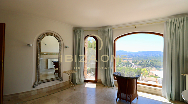 Proprietà di lusso in un complesso residenziale recintato vicino alla città di Ibiza con vista sul mare e su Dalt Vila in vendita, Ibiza - Proprietà di lusso in un complesso residenziale recintato vicino alla città di Ibiza con vista sul mare e su Dalt Vila in affitto, Ibiza -