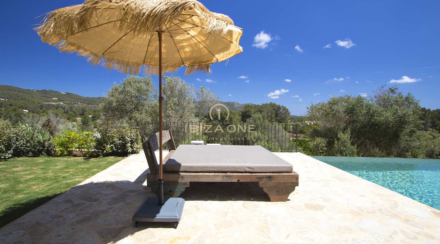 Prachtige nieuw gebouwde luxe finca/huis in Blakstad op een perceel van 24.000m2 te koop, Ibiza - Prachtige nieuw gebouwde luxe finca/huis in Blakstad op een perceel van 24.000m2 te huur, Ibiza
