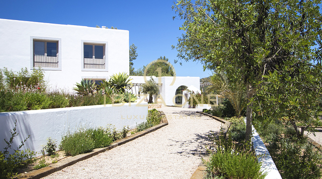 Belle finca / maison de luxe nouvellement construite à Blakstad sur un terrain de 24 000 m2 à vendre, Ibiza - Belle finca / maison de luxe nouvellement construite à Blakstad sur un terrain de 24 000 m2 à louer, Ibiza