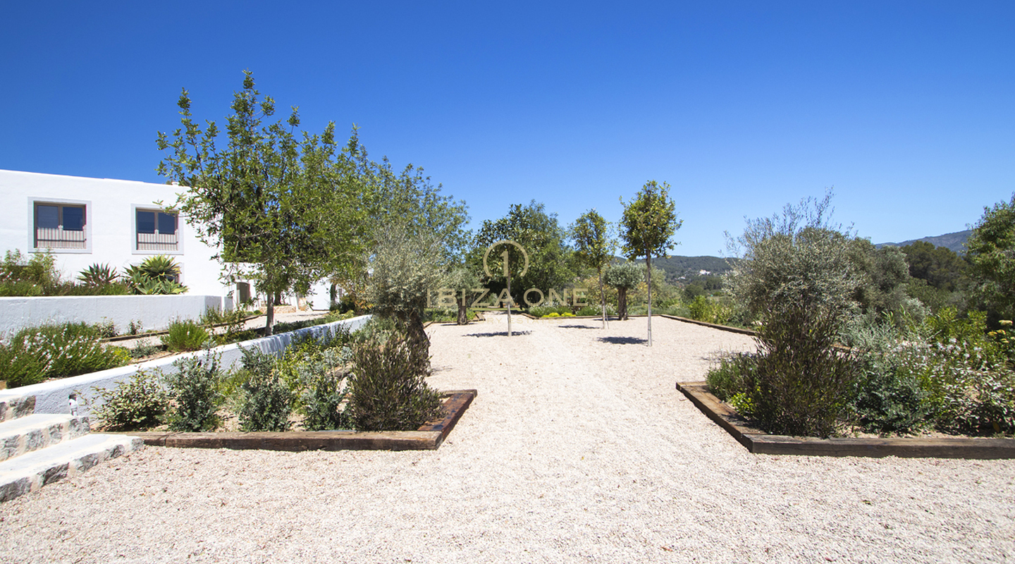 Belle finca / maison de luxe nouvellement construite à Blakstad sur un terrain de 24 000 m2 à vendre, Ibiza - Belle finca / maison de luxe nouvellement construite à Blakstad sur un terrain de 24 000 m2 à louer, Ibiza