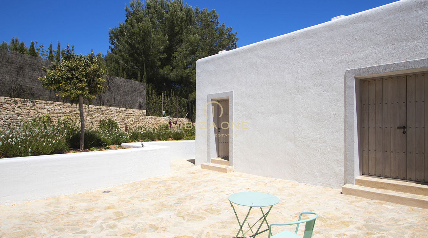 Beautiful newly built luxury Blakstad finca / house on a 24,000m2 plot for sale, Ibiza - Beautiful newly built luxury Blakstad finca / house on a 24,000m2 plot for rent, Ibiza