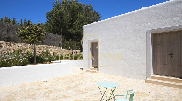 Beautiful newly built luxury Blakstad finca / house on a 24,000m2 plot for sale, Ibiza - Beautiful newly built luxury Blakstad finca / house on a 24,000m2 plot for rent, Ibiza